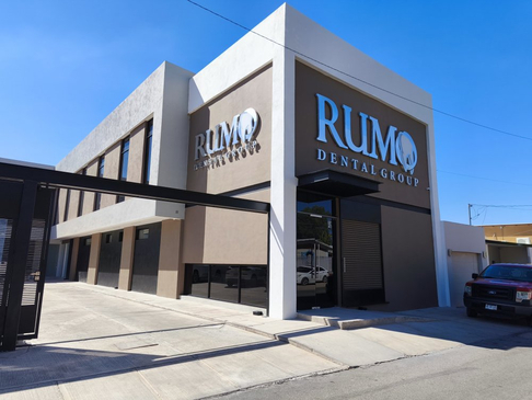 Slider image (4) RUMO Dental Group